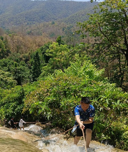 Buatong Waterfall+Elephant